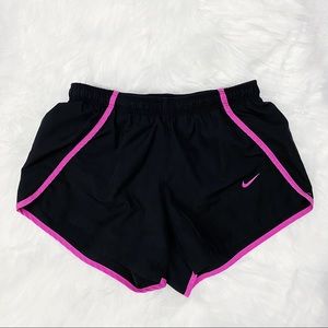🌿 Girls Nike Tempo Running Shorts 🌿